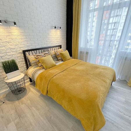 Apartment Studio New York 45 イルピン エクステリア 写真